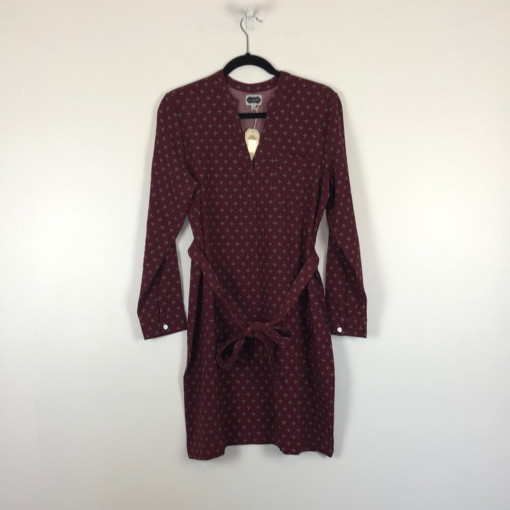 NWT Mud Pie long sleeve V-neck pullover shirt dress with sash belt Size Medium